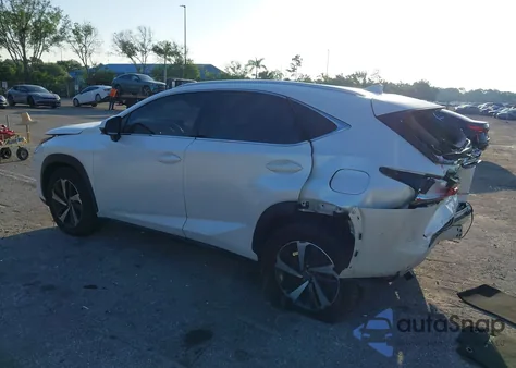 2021 Lexus Nx 300 z USA, uszkodzony, nr VIN JTJGARBZ3M5020843